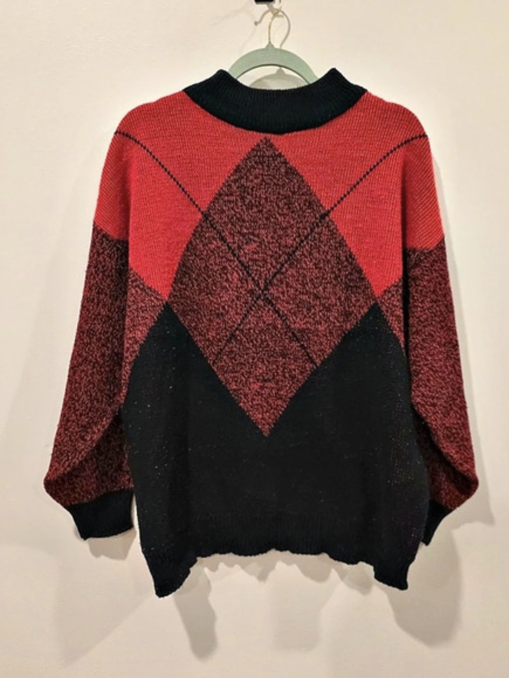 Vintage Geometric Knit Sweater in Red & Black Size Large